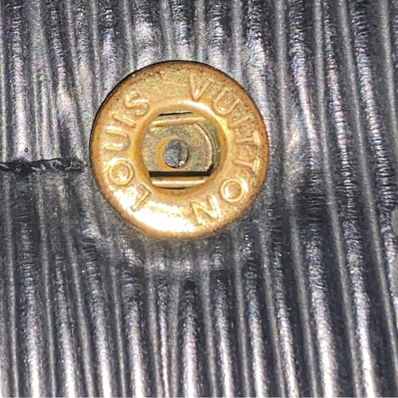 Black Louis Vuitton Epi Textured Leather long Wallet EUC - Picture 7 of 17